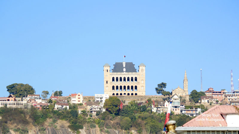 Tana city